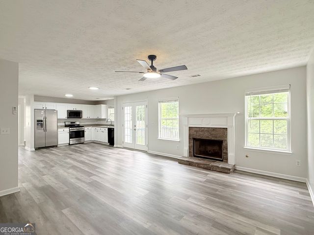 928 Shannon Road, Loganville, GA 30052