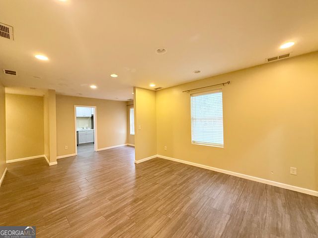 928 Shannon Road, Loganville, GA 30052