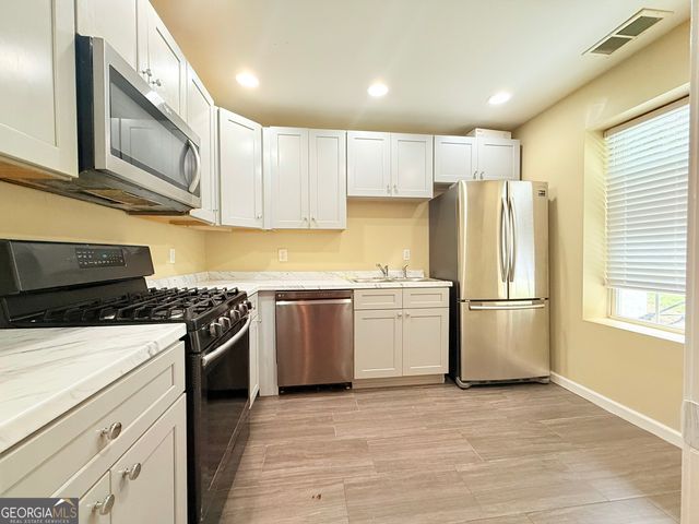 928 Shannon Road, Loganville, GA 30052