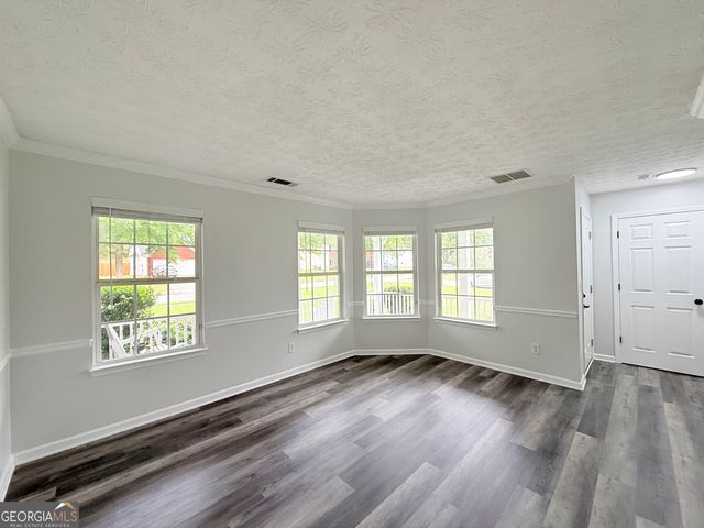 928 Shannon Road, Loganville, GA 30052