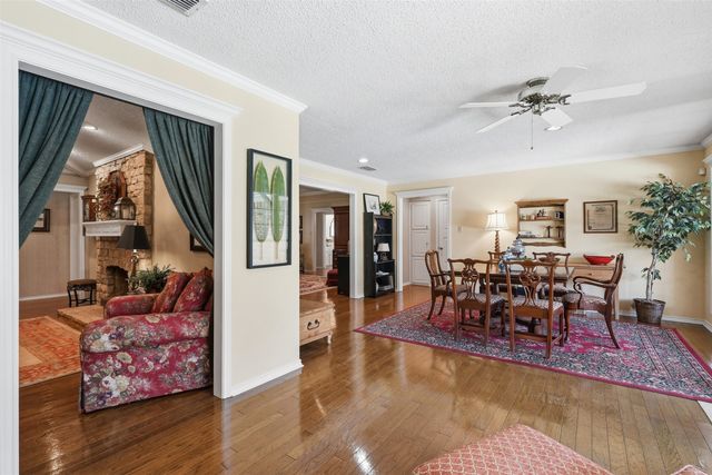 907 Hemphill Drive, Cleburne, TX 76033
