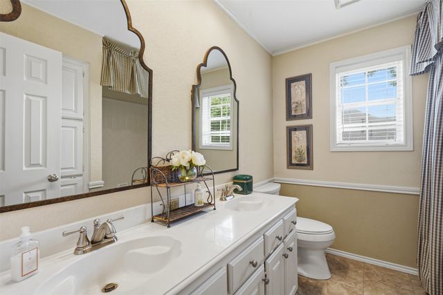 907 Hemphill Drive, Cleburne, TX 76033