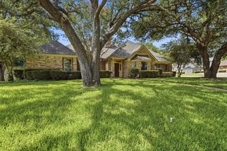 907 Hemphill Drive, Cleburne, TX 76033