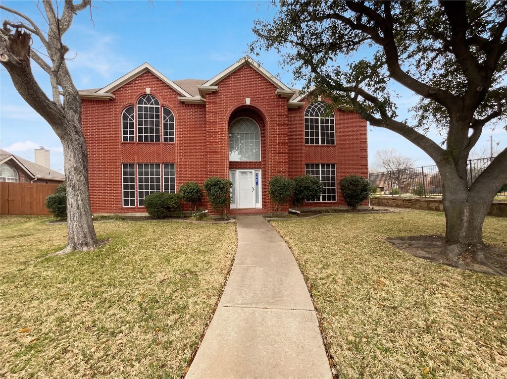 2825 Flamingo Lane, Plano, TX 75074