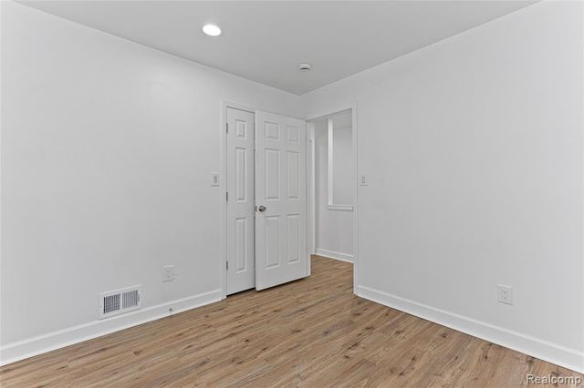 5739 Barham Street, Detroit, MI 48224