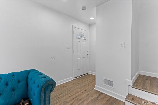 5739 Barham Street, Detroit, MI 48224