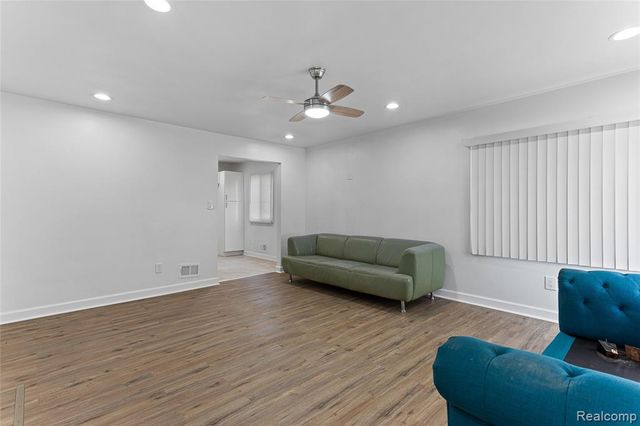 5739 Barham Street, Detroit, MI 48224