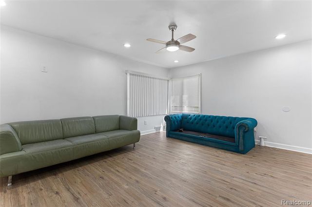 5739 Barham Street, Detroit, MI 48224