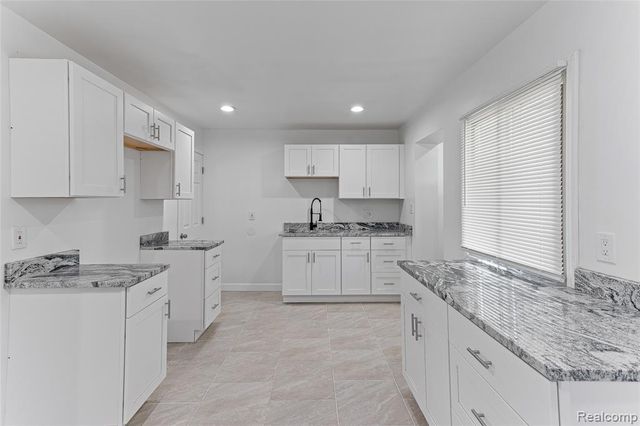 5739 Barham Street, Detroit, MI 48224