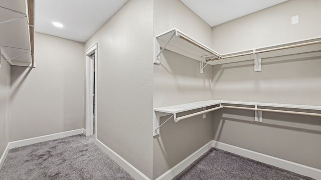 1004 Lakeview Drive, Joshua, TX 76058
