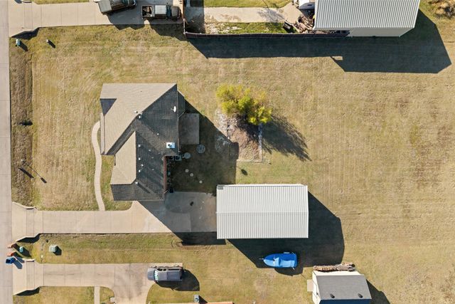 1436 Meadowbrook Lane, Nevada, TX 75173