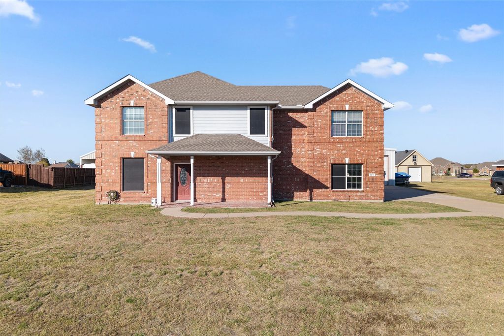 1436 Meadowbrook Lane, Nevada, TX 75173