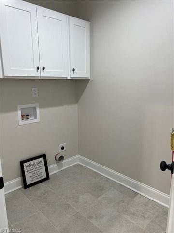 2687 Johnsontown Road, Thomasville, NC 27360