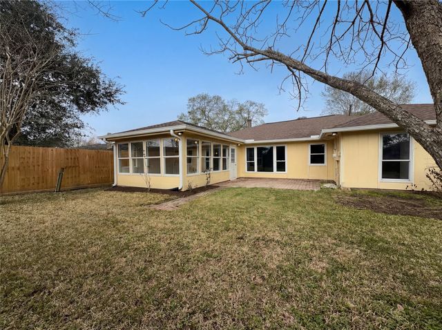 2791 Spring Moss Drive, League City, TX 77573