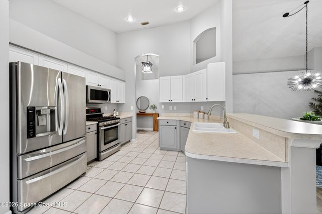 550 Morning Cove Circle SE, Palm Bay, FL 32909