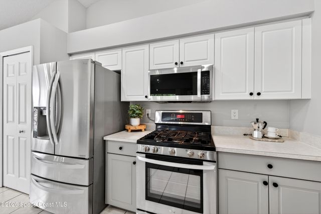 550 Morning Cove Circle SE, Palm Bay, FL 32909