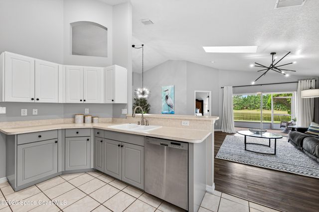 550 Morning Cove Circle SE, Palm Bay, FL 32909