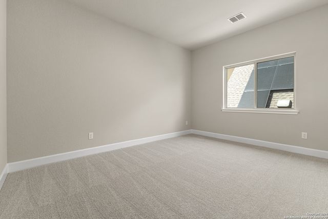 130 Gallant Fox, Castroville, TX 78009