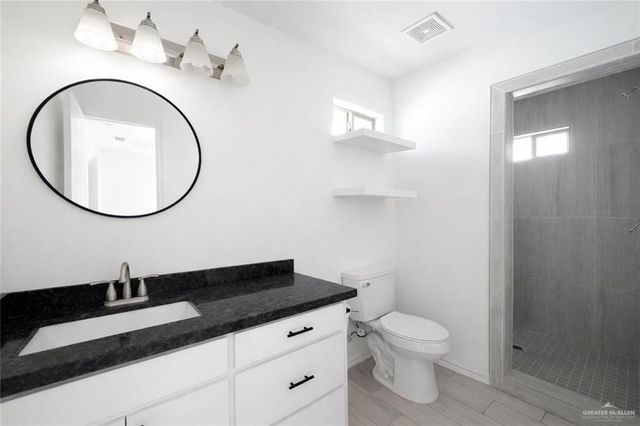 512 E Los Torritos Street, Weslaco, TX 78596