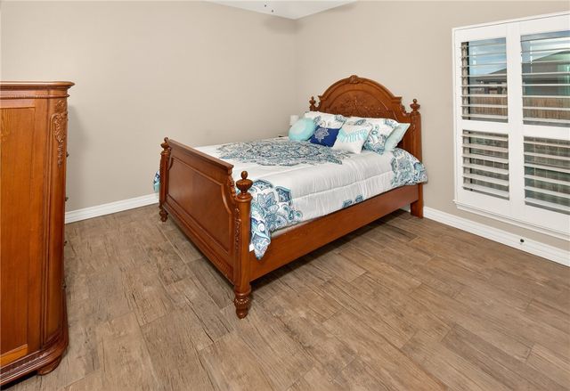 7814 Superman Dr, Corpus Christi, TX 78414