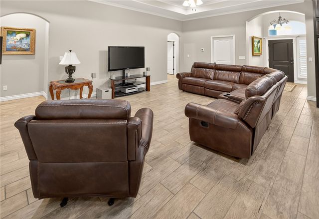 7814 Superman Dr, Corpus Christi, TX 78414