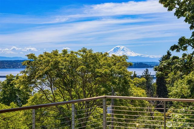 3431 E Superior Street, Seattle, WA 98122