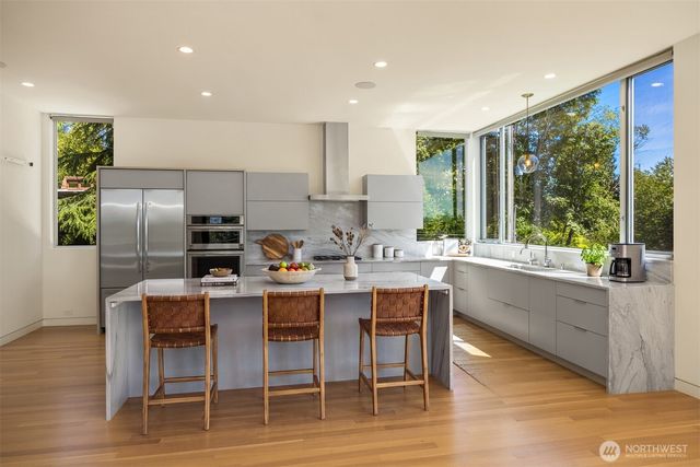 3431 E Superior Street, Seattle, WA 98122