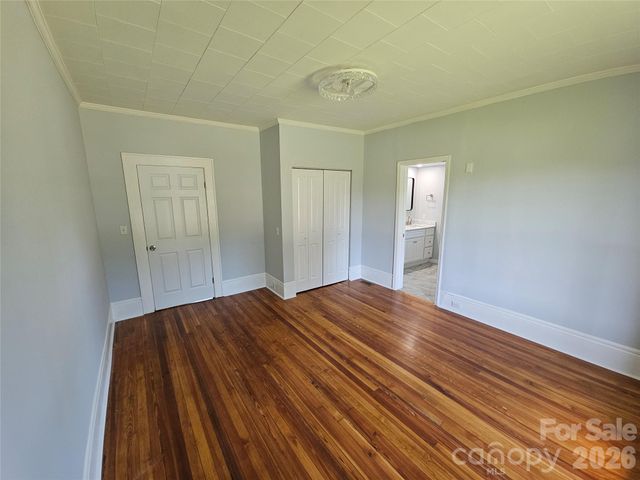 1704 16th Street NE, Hickory, NC 28601