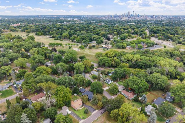 2310 Byrd Avenue N, Golden Valley, MN 55422