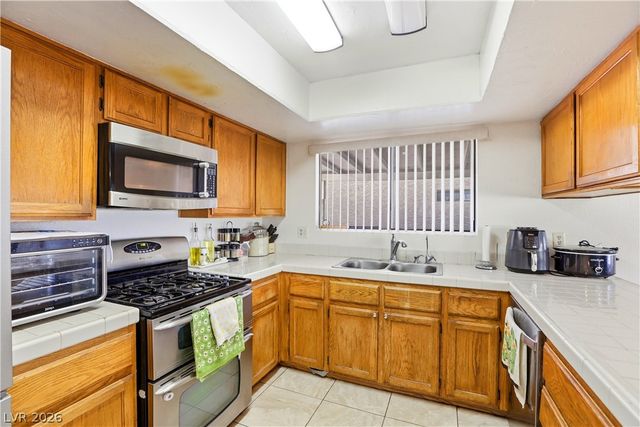6549 West Pepperidge Way, Las Vegas, NV 89108