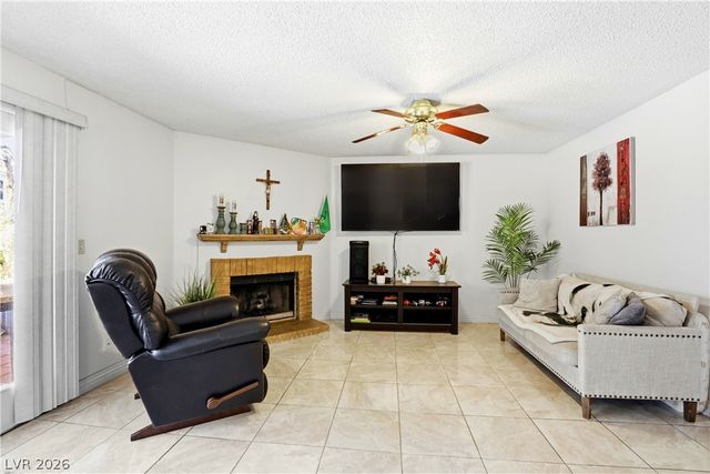 6549 West Pepperidge Way, Las Vegas, NV 89108