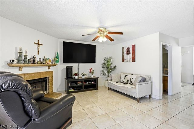 6549 West Pepperidge Way, Las Vegas, NV 89108