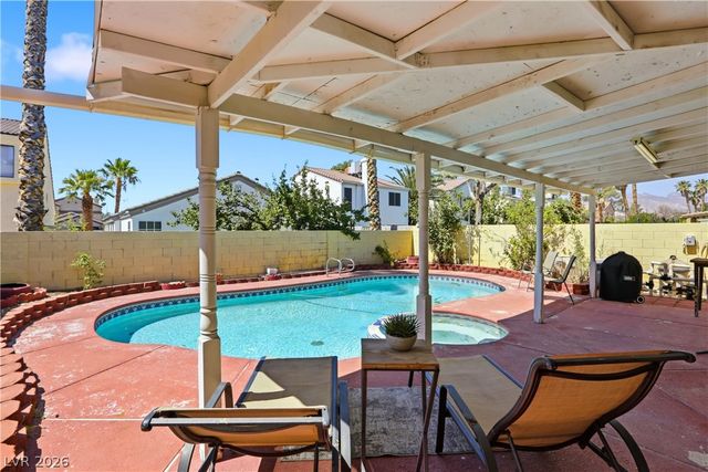 6549 West Pepperidge Way, Las Vegas, NV 89108