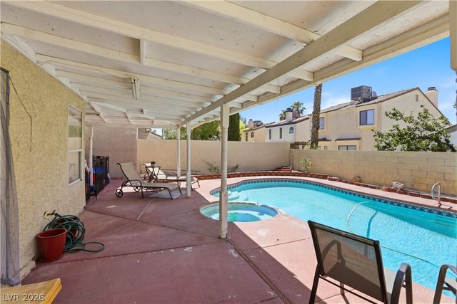 6549 West Pepperidge Way, Las Vegas, NV 89108