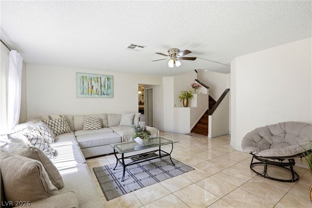 6549 West Pepperidge Way, Las Vegas, NV 89108