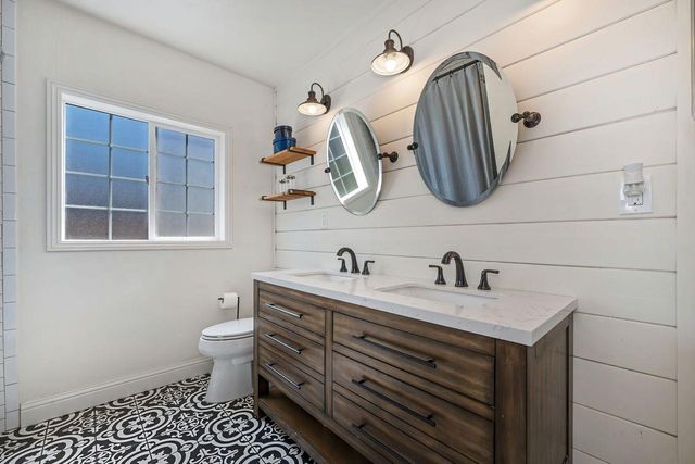 4601 Staggs Way, Sacramento, CA 95822