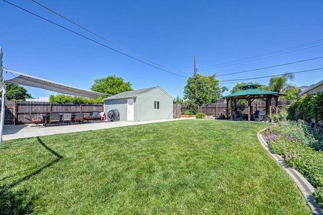 4601 Staggs Way, Sacramento, CA 95822