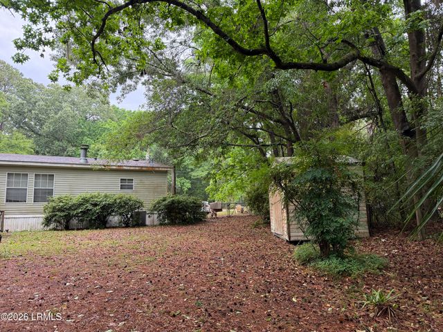 185 Stanley Road, Beaufort, SC 29906
