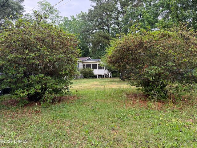 185 Stanley Road, Beaufort, SC 29906