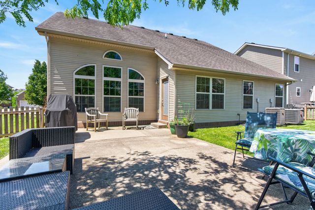 4625 Windstar Way, Lexington, KY 40515