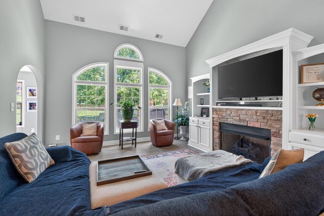 4625 Windstar Way, Lexington, KY 40515