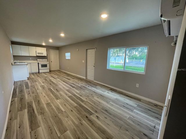 2540 BROADWAY STREET, Lakeland, FL 33801