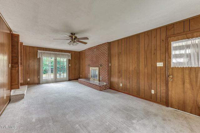 116 Royston Street, Johnson City, TN 37604