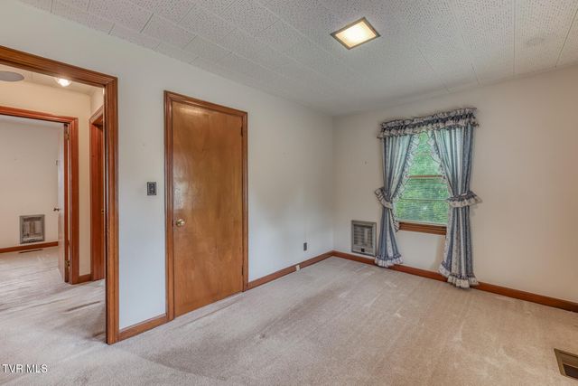 116 Royston Street, Johnson City, TN 37604
