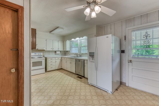 116 Royston Street, Johnson City, TN 37604