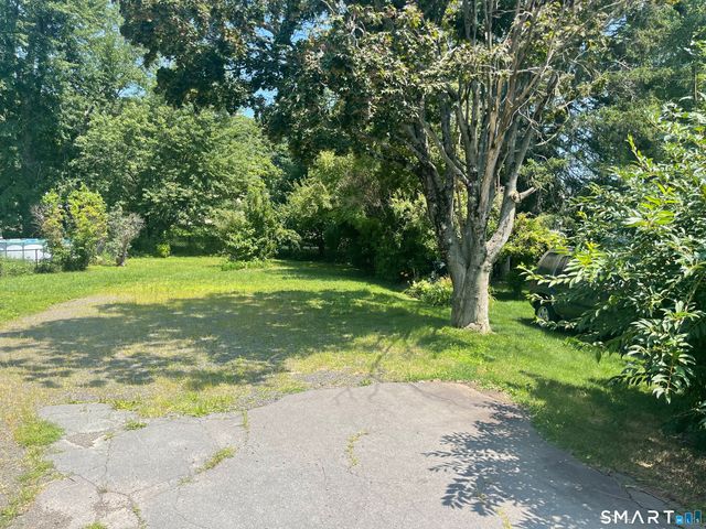63 Thompson Street, Hamden, CT 06518