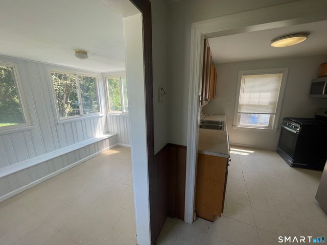 63 Thompson Street, Hamden, CT 06518