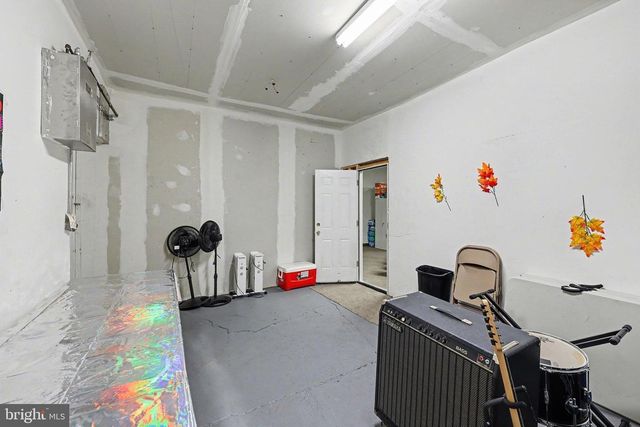 1724 MARKET ST, Harrisburg, PA 17103