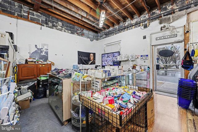 1724 MARKET ST, Harrisburg, PA 17103