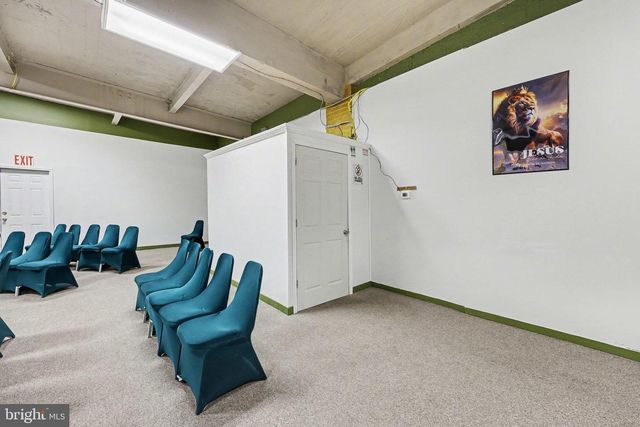 1724 MARKET ST, Harrisburg, PA 17103